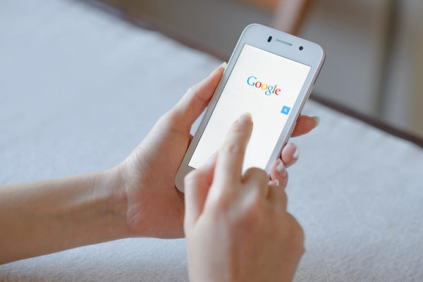 Google priorizará sites com carregamento mais rápido no mobile